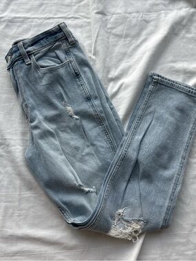 Hollister Light Blue Distressed Ultra High Rise Mom Jean